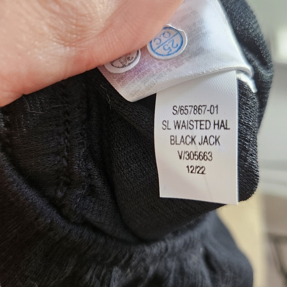 Old Navy Black Halter Romper - Picture 16 of 16